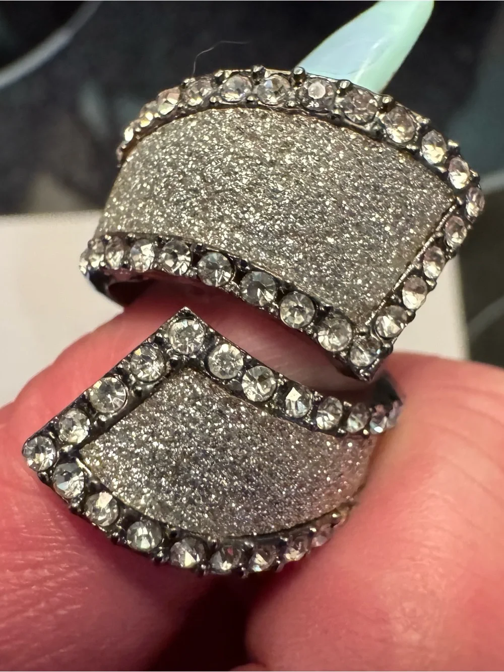 Glitter & stone wrap hematite ring